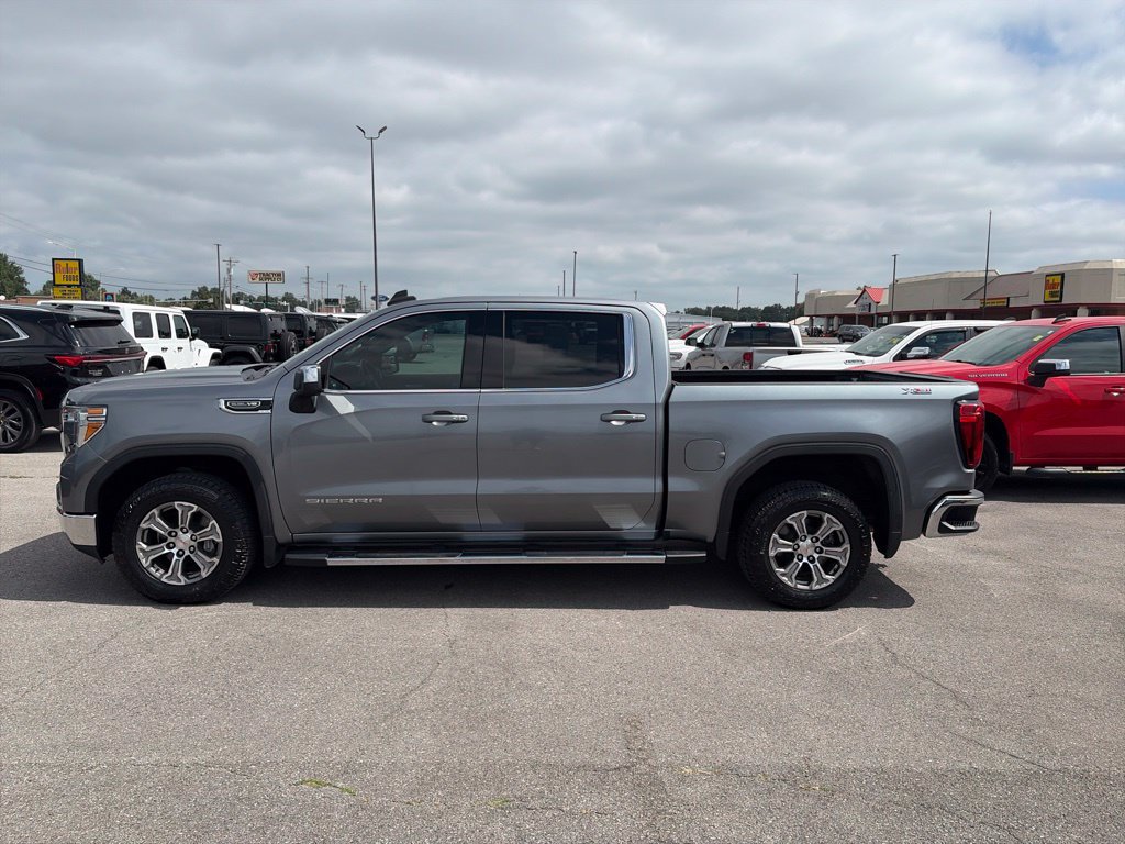Used 2020 GMC Sierra 1500 SLE w/ SLE Value Package AWD/4WD image 3
