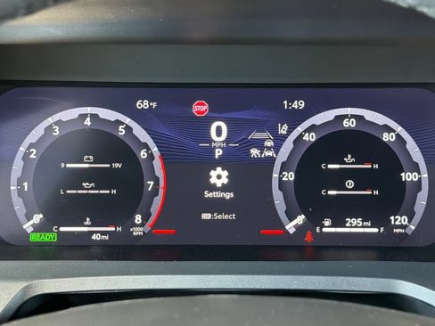 Certified 2025 Toyota Tacoma TRD Sport image 22