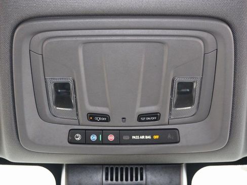 Used 2024 GMC Sierra 1500 SLE image 15