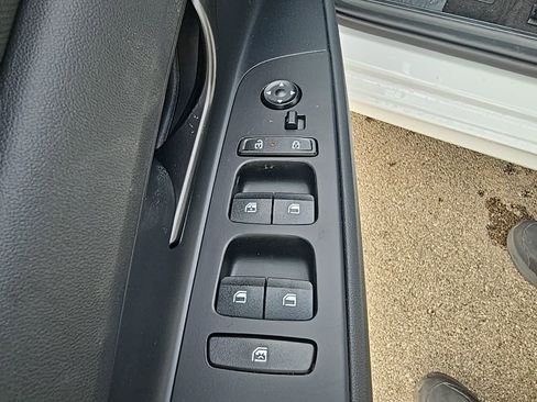 New 2026 Hyundai Elantra Sport FWD image 12