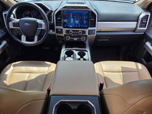 Used 2022 Ford F250 Lariat w/ Lariat Ultimate Package AWD/4WD image 18