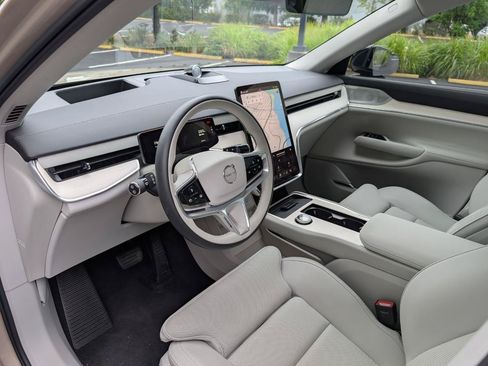 Used 2025 Volvo EX90 Ultra AWD/4WD image 9