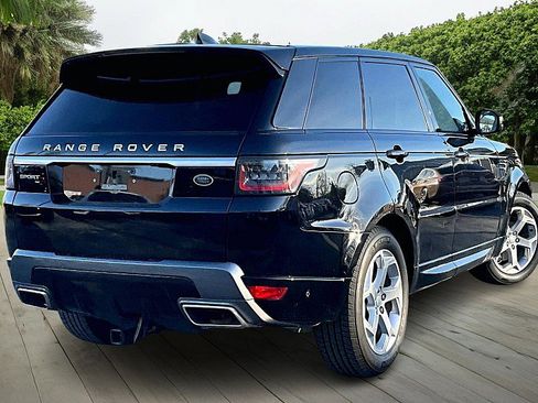 Used 2020 Land Rover Range Rover Sport HSE image 2