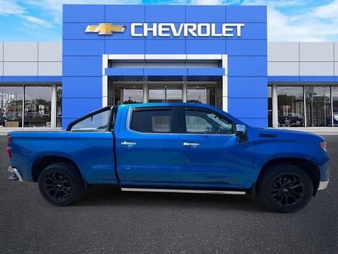 Certified 2023 Chevrolet Silverado 1500 LTZ w/ LTZ Premium Package AWD/4WD image 4