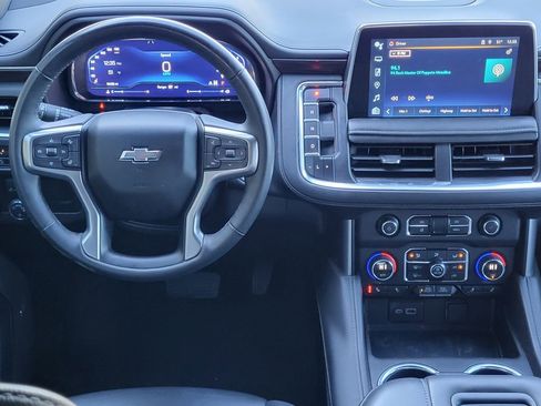 Used 2024 Chevrolet Tahoe Z71 w/ Luxury Package image 22