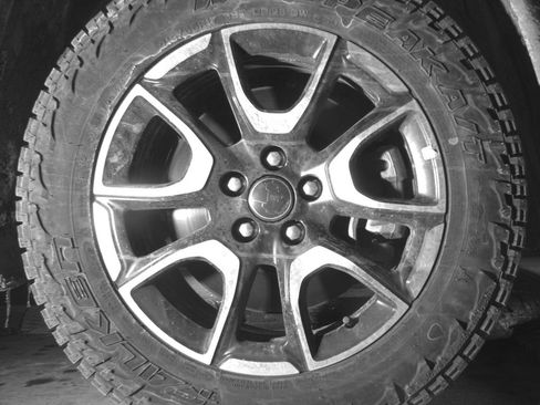Used 2025 Jeep Compass Trailhawk AWD/4WD image 13