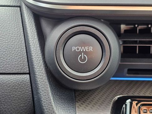 Certified 2026 Toyota Prius XLE FWD image 30