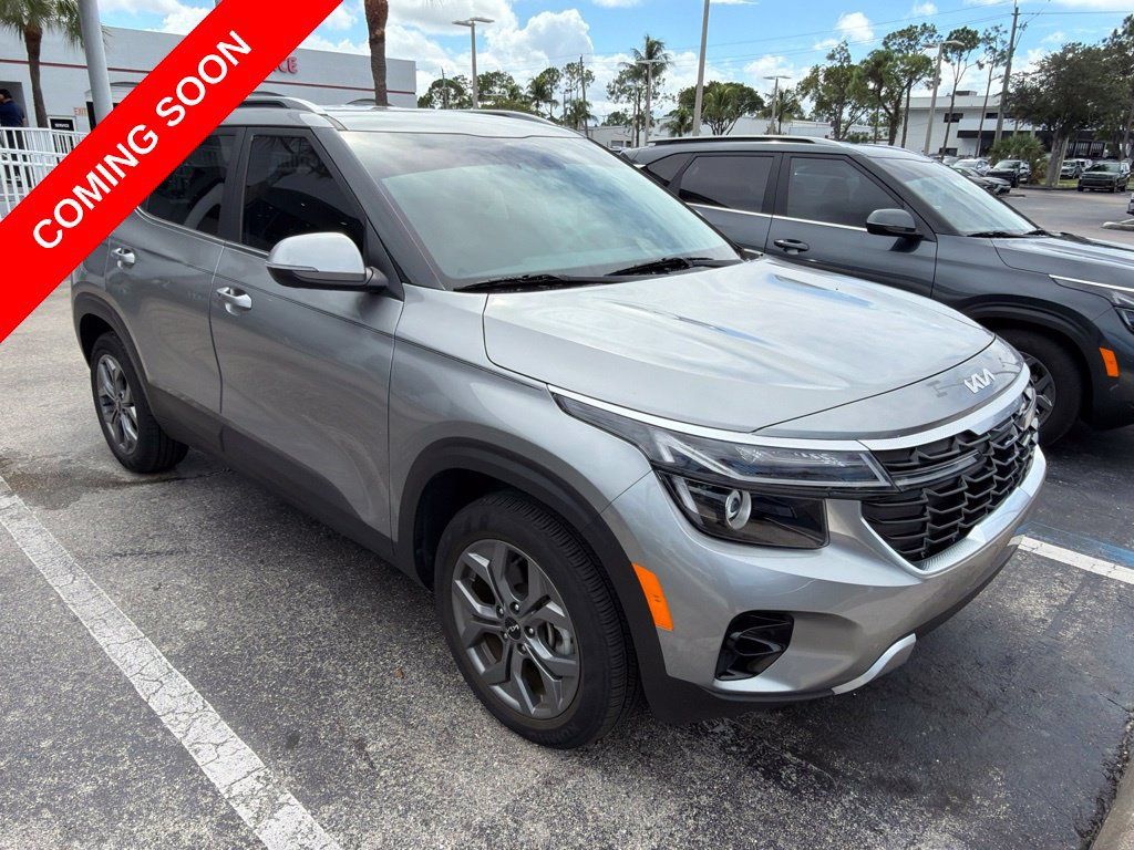 Certified 2024 Kia Seltos S AWD/4WD image 3
