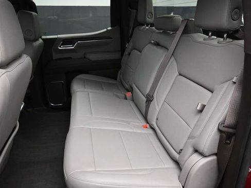 Used 2022 GMC Sierra 1500 SLT image 17