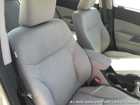 Used 2014 Honda Civic LX image 21