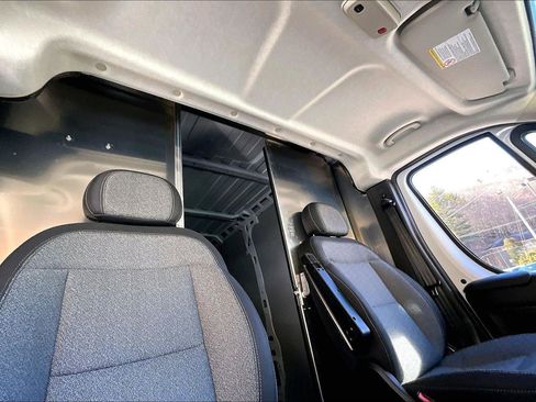 Used 2025 RAM ProMaster 2500 w/ Convenience Group image 23