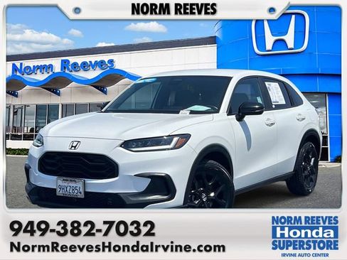 Used 2024 Honda HR-V Sport image 1