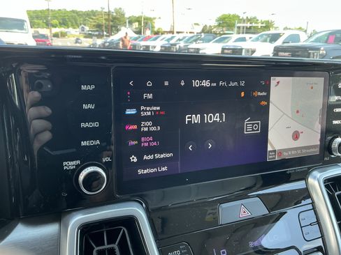 Certified 2023 Kia Sorento SX AWD/4WD image 22