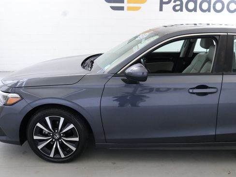 Used 2022 Honda Civic EX-L image 4