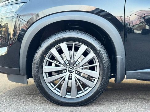 Used 2022 Nissan Pathfinder SL w/ SL Premium Package image 11