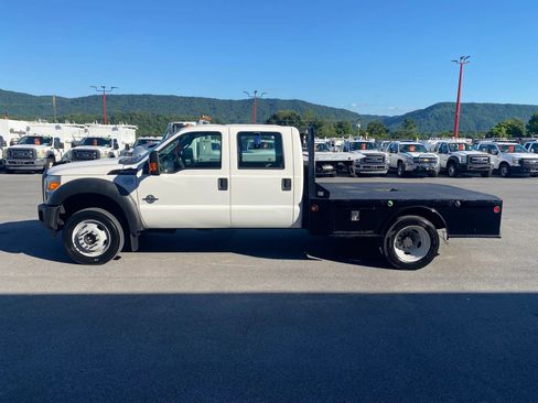 Used 2013 Ford F550 4x4 Crew Cab Super Duty w/ Payload Upgrade Pkg image 5
