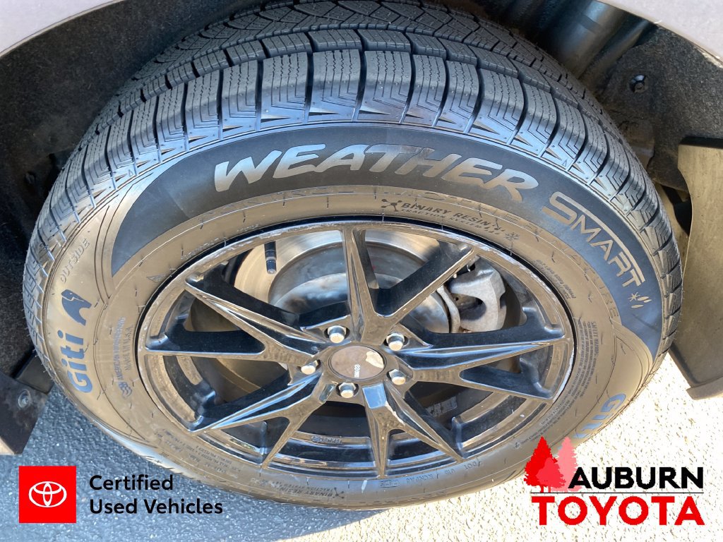 Certified 2019 Toyota Sienna Limited Premium w/ Carpet Mat Package AWD/4WD image 24