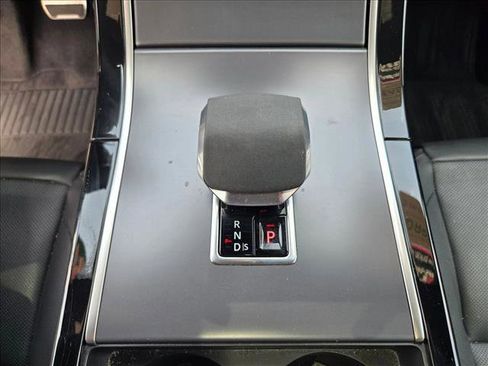 Used 2024 Land Rover Range Rover Velar Dynamic SE image 11