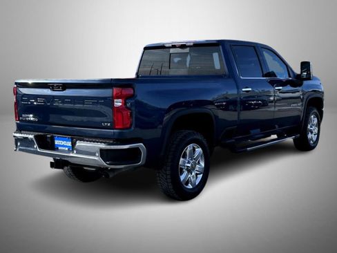 Used 2023 Chevrolet Silverado 2500 LTZ w/ LTZ Premium Package image 5