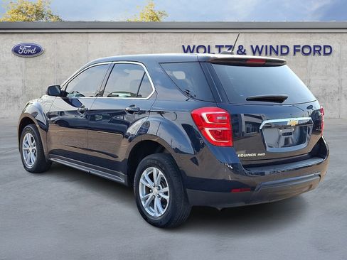 Used 2017 Chevrolet Equinox LS AWD/4WD image 4