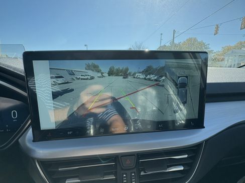 New 2025 Ford Escape Plug-in Hybrid w/ PHEV Premium Package image 14