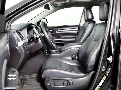 Used 2019 Toyota Highlander Limited AWD/4WD image 20