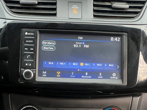 Used 2019 Nissan Sentra S image 19