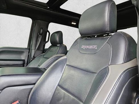 Used 2018 Ford F150 Raptor w/ Equipment Group 802A Luxury image 20