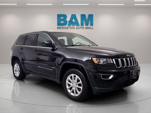 Used 2022 Jeep Grand Cherokee Laredo X image 1
