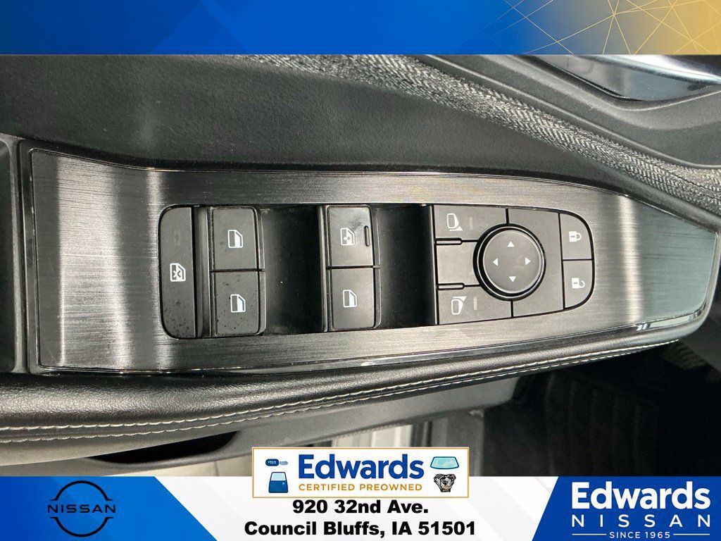Used 2021 Nissan Rogue SV AWD/4WD image 20