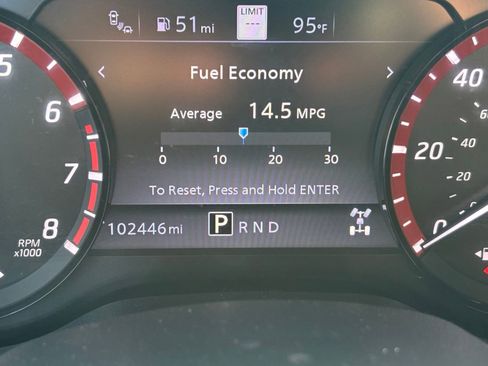 Used 2020 Nissan Titan PRO-4X w/ Pro-4x Utility Package AWD/4WD image 10