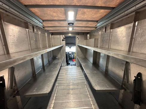 Used 2022 Ford Transit 350 image 18