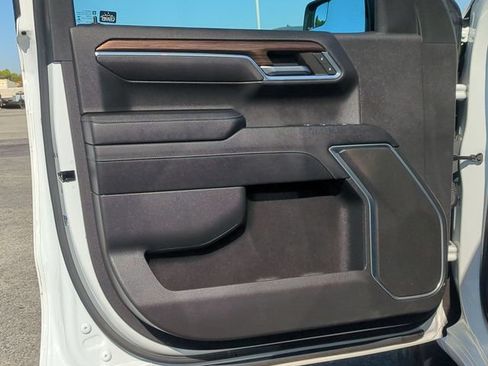 Used 2023 Chevrolet Silverado 1500 RST RWD image 25