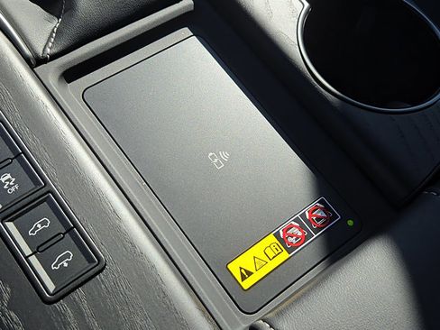 New 2025 Lexus LX 600 4WD w/ Luxury Package image 17