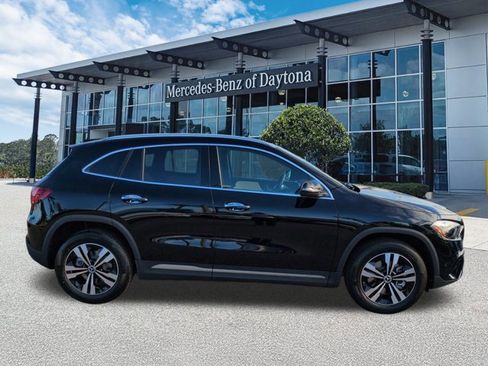 Used 2025 Mercedes-Benz GLA 250 image 3