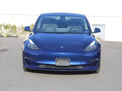 Used 2022 Tesla Model 3 Long Range image 2