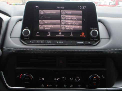 New 2026 Nissan Rogue SV w/ Cold Weather Package FWD image 14