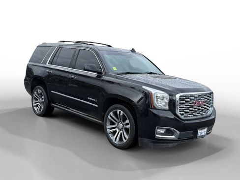 Used 2018 GMC Yukon Denali w/ Denali Ultimate Package image 7