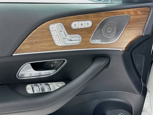 Certified 2025 Mercedes-Benz GLE 350 4MATIC image 19