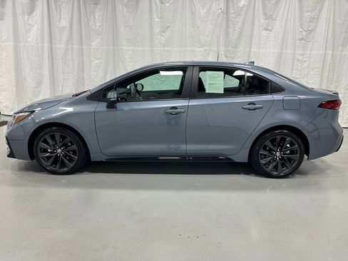 Used 2025 Toyota Corolla XSE image 4