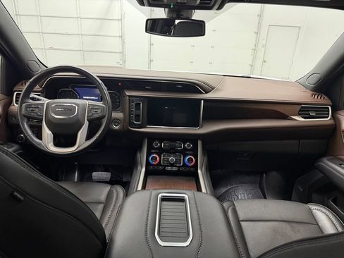 Used 2021 GMC Yukon Denali AWD/4WD image 14