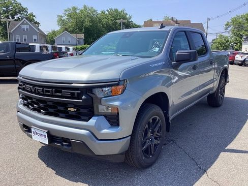 New 2025 Chevrolet Silverado 1500 Custom image 4