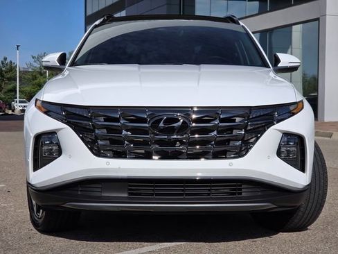 Used 2023 Hyundai Tucson Limited image 3