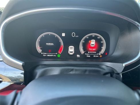 Used 2022 Acura MDX A-Spec image 16