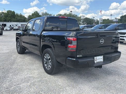 Used 2024 Nissan Frontier SL w/ Technology Package RWD image 5