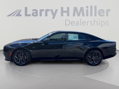New 2026 Dodge Charger R/T AWD/4WD image 2
