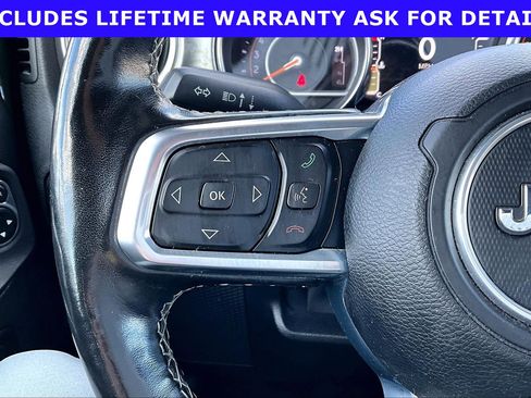 Used 2021 Jeep Wrangler Unlimited Sahara w/ Safety Group AWD/4WD image 15