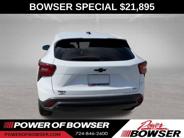 Used 2024 Chevrolet Trax RS w/ Driver Confidence Package FWD image 7
