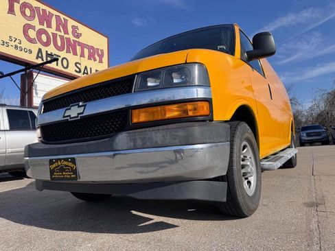 Used 2019 Chevrolet Express 2500 w/ Driver Convenience Package image 1