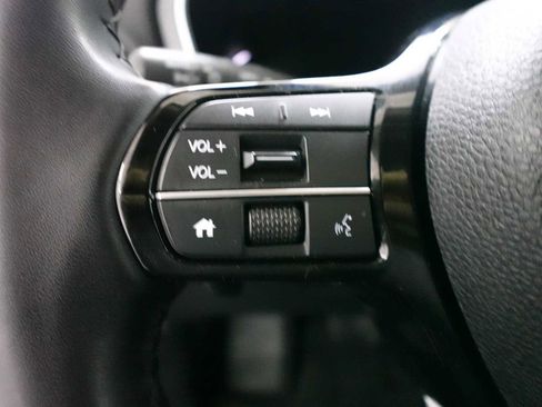 Certified 2023 Honda Pilot Touring image 16